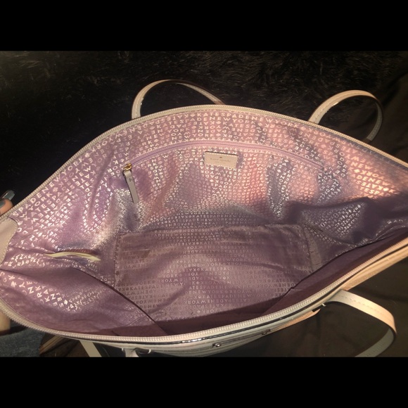 Barley used kate spade - Picture 3 of 3